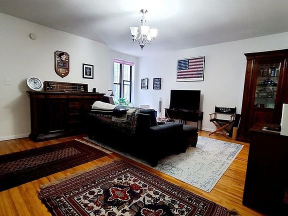 5th image of 44 W 75th St #2R