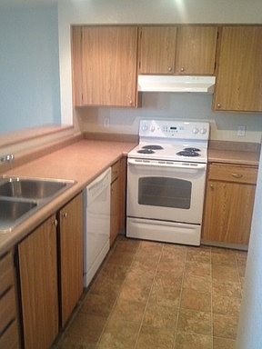 3rd image of 1700 W Sunn Fjord Ln APT L109