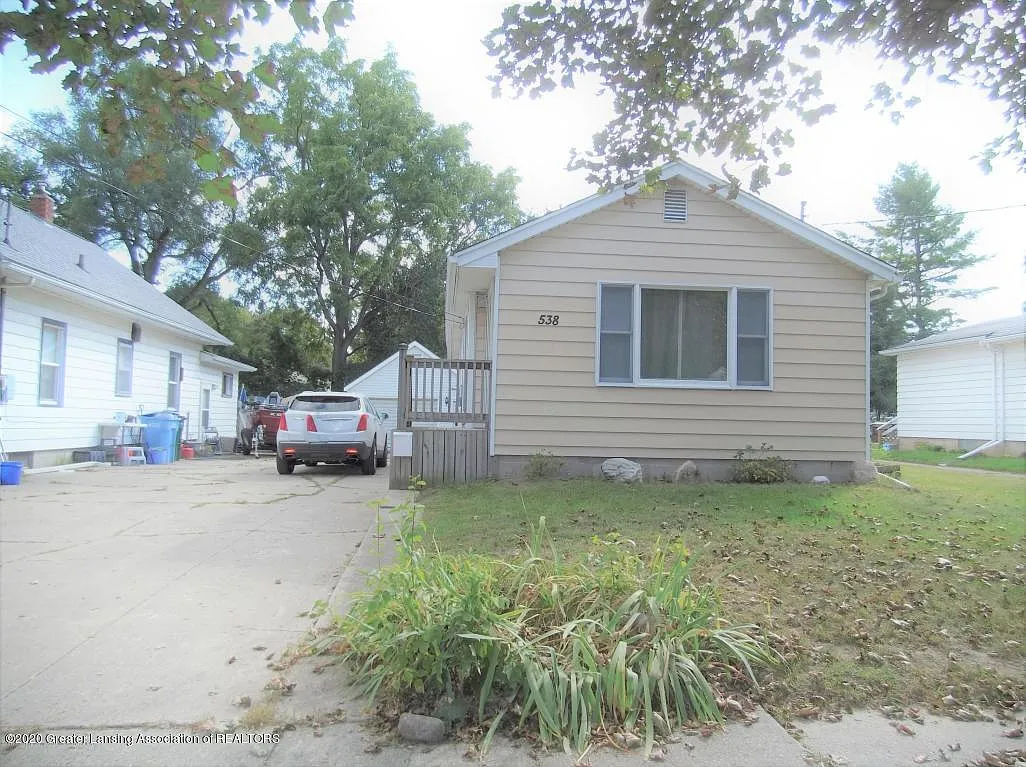 538 Emily Ave photo 1