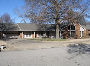 2540 Williamsburg St, Bartlesville, OK 74006