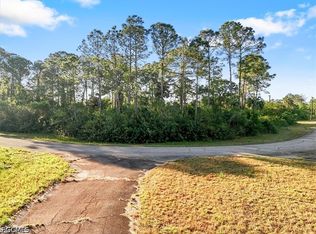 515 Spray Dr, Labelle, FL 33935