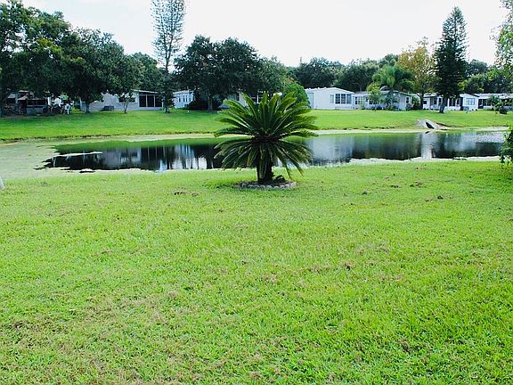 3rd image of 770 London Bridge Rd