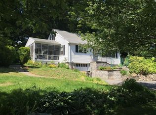 4 Vale Ter, Southborough, MA 01772