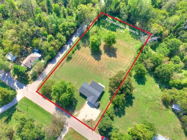 2705 Valley Dr, Choctaw, OK 73020