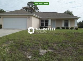 173 Aurora Ave S, Lehigh Acres, FL 33974