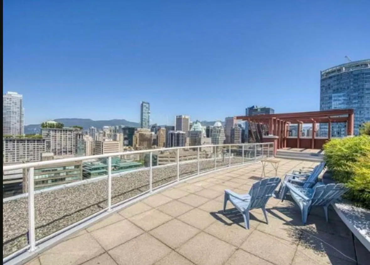 2 bed, 580 sqft, $3,300 — Photo 4