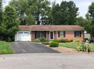 26 Doe Cir, New Columbia, PA 17856