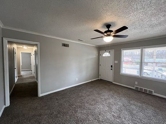 3rd image of 3756 Alma Dr