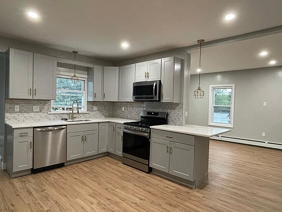 Kitchen 2nd angle