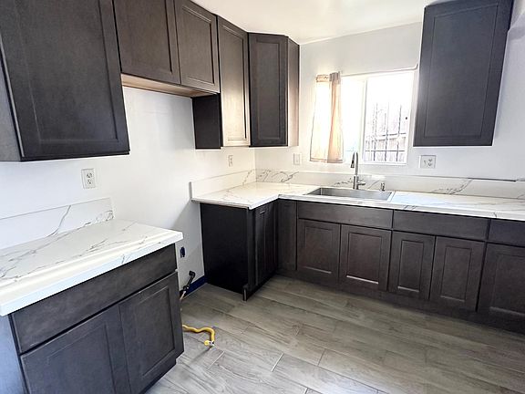 5th image of 1354 W 110th St