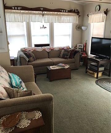 4th image of 138 Grand View Dr