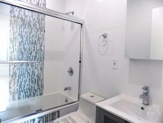 Rented by Blue Egg Realty Corp | media 8