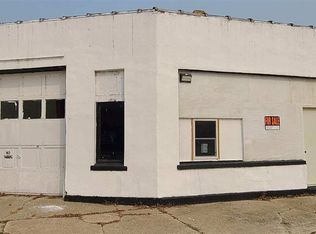 16 1st St N, Rockford, IA 50468