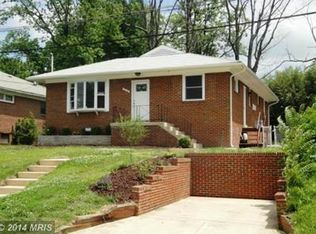 2609 Fairlawn St, Temple Hills, MD 20748