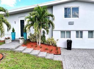 2536 Flamingo Ln, Fort Lauderdale, FL 33312