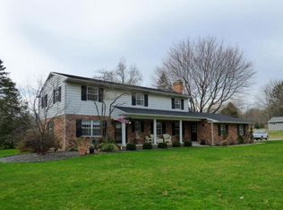 1004 Tomahawk Ln, Niles, MI 49120