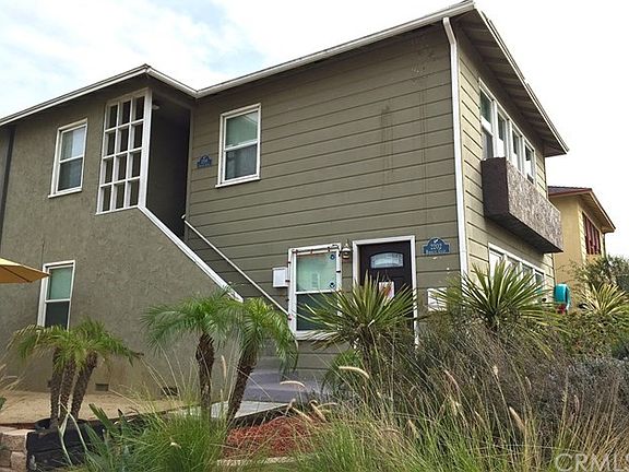 2202 & 2204 Barbour Court