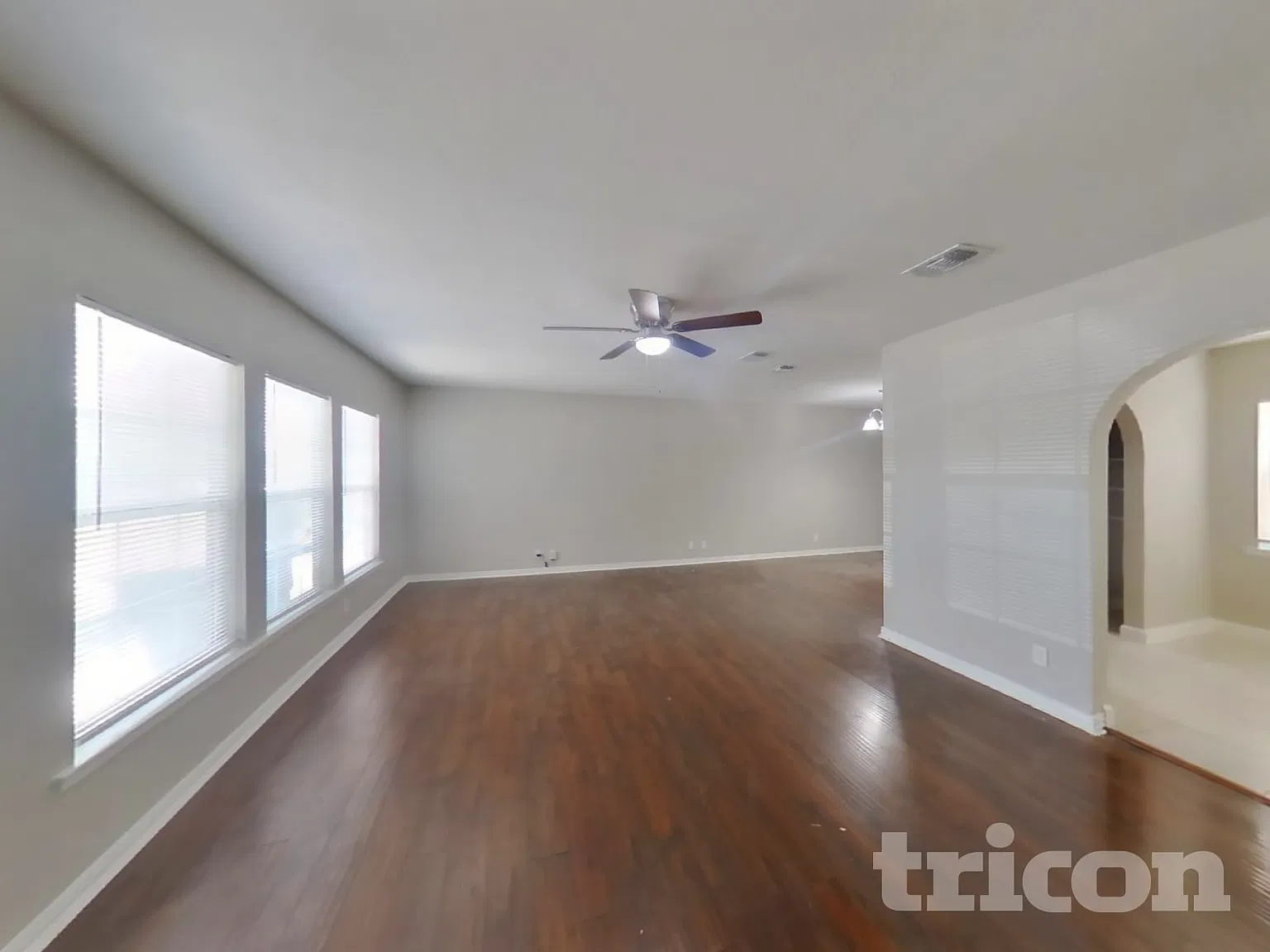 423 Byrnes Drive San Antonio TX — Photo 3