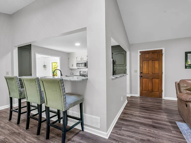 140 Ridgeview Dr — Photo 18