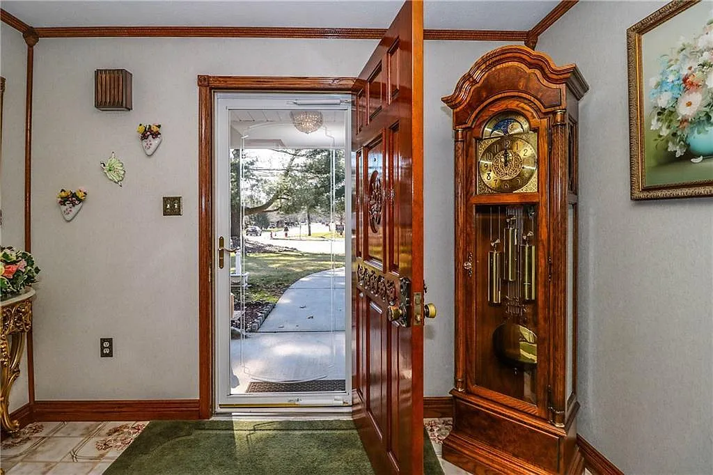1216 Inman Ave photo 1