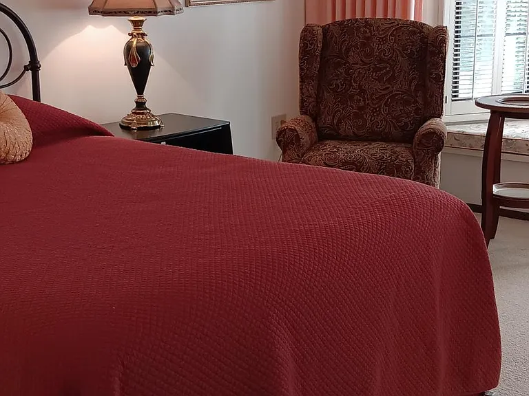Guest Bedroom to Sitting Area