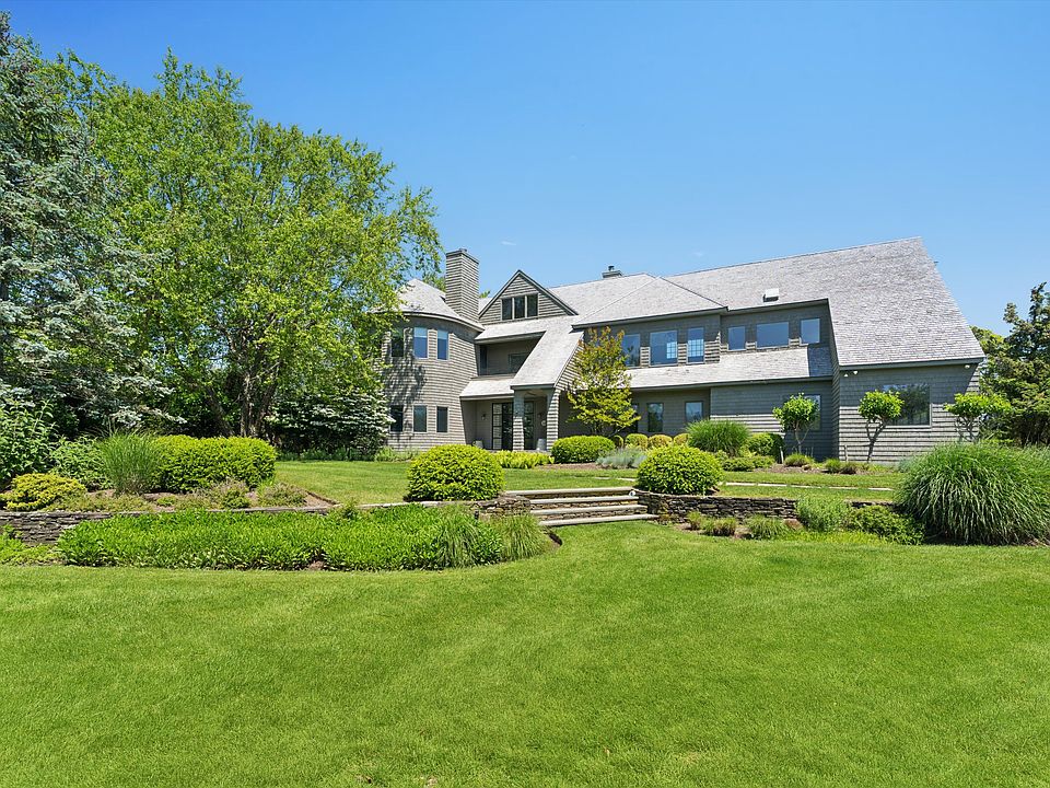 1st image of 24 Leaward Ln