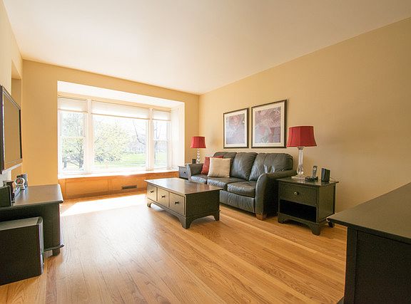 4th image of 5711 N Northcott Ave