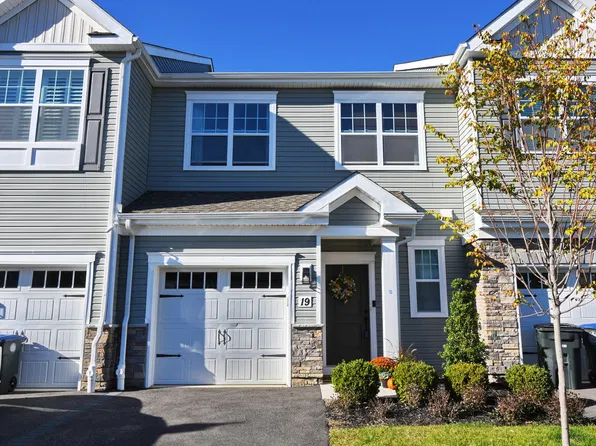 19 Coburgh Drive, Wall, NJ 07753