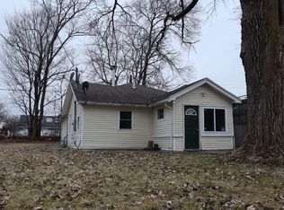 132 N Kendall St, Aurora, IL 60505