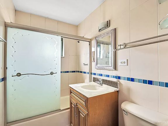 5th image of 25 Market St #8C