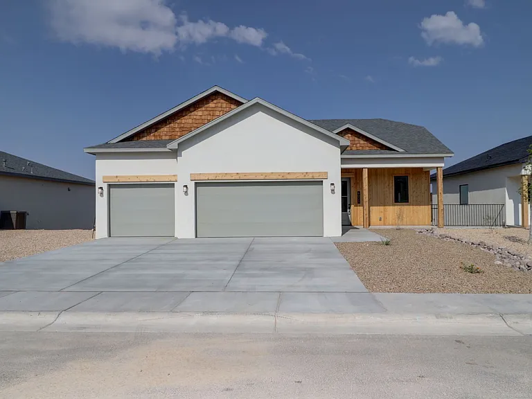 4021 Boardwalk Rd — Photo 24