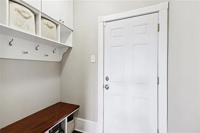 2514 Amelia St — Photo 15