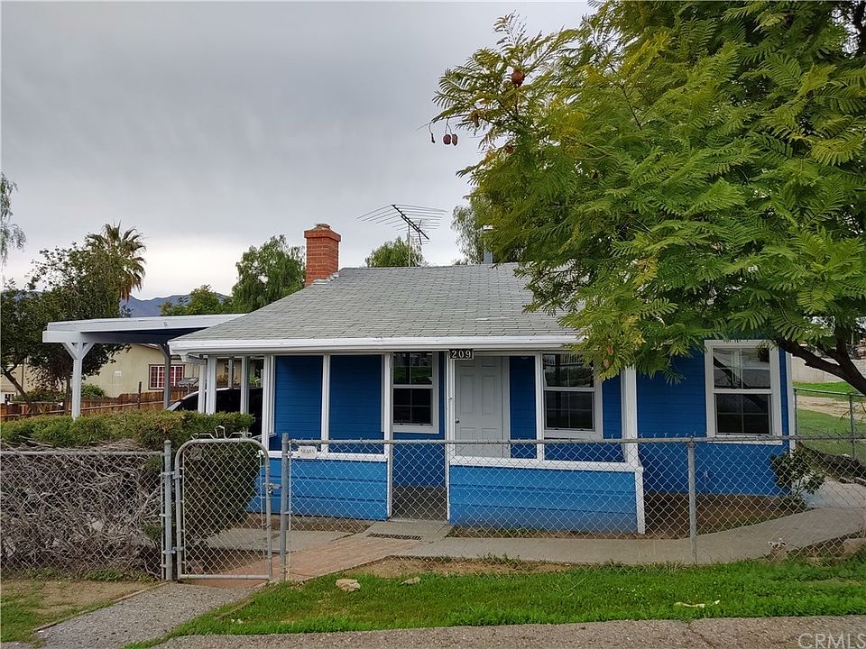1st image of 209 Chaney St