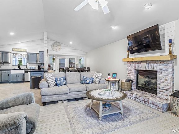 4th image of 104 Williamsburg Dr