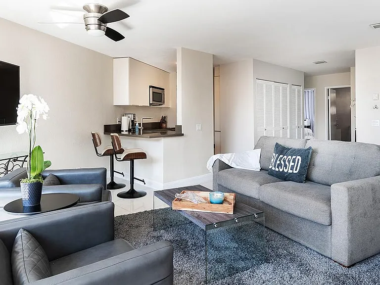 190 Del Mar Shores Ter #75 — Photo 2