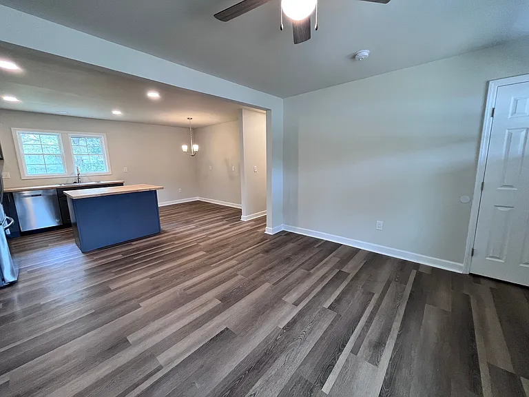 206 Sumter St — Photo 7