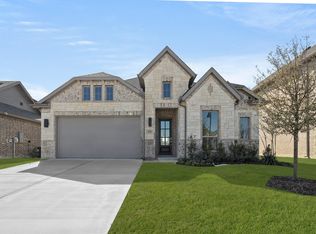 470 Red Maple Rd, Waxahachie, TX 75165