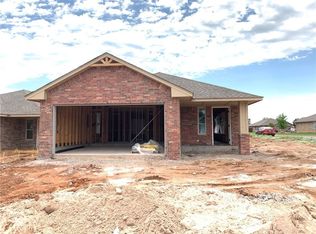 11544 SW 8th St, Yukon, OK 73099