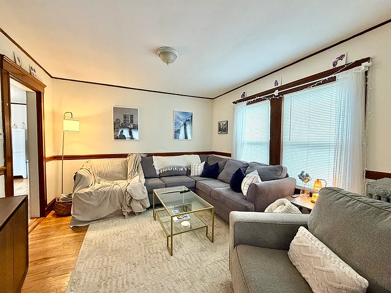 3 Goldsmith Ave #1 — Photo 1