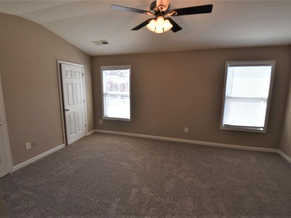 4th image of 1634 Coleville Oak Ln
