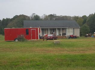 7113 Summerdale Rd, Elon, NC 27244