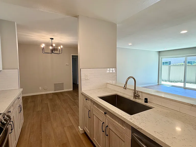 25715 Hogan Dr #B1 — Photo 5