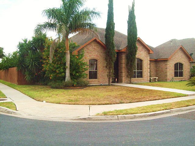 2nd image of 3001 Violet Ave