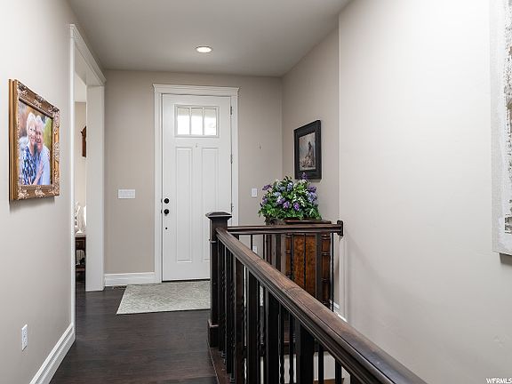 4th image of 193 S Dry Creek Ln
