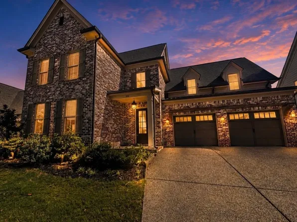 894 Cypress Vine Cv, Collierville, TN 38017