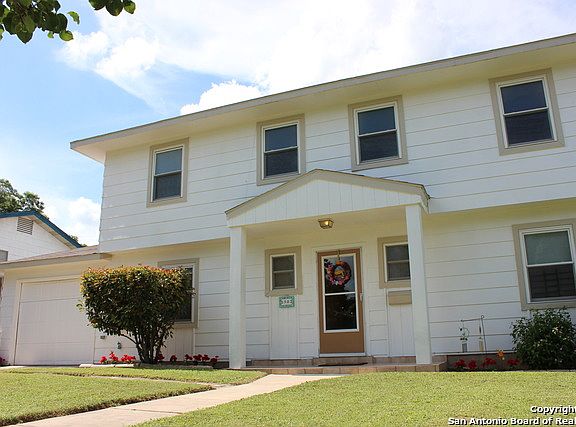 3rd image of 3903 Killarney Dr