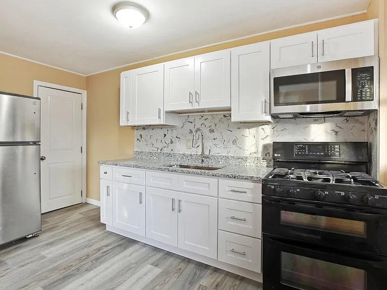 7443 Holabird Ave — Photo 5