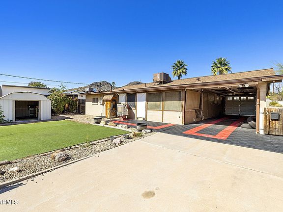 2nd image of 823 E IRONWOOD Drive