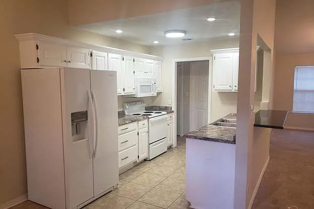 3469 Willow Ln — Photo 61