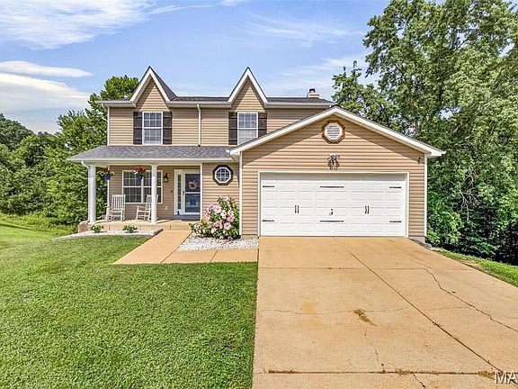3rd image of 4556 Prospect Dr
